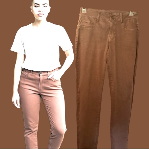 Maurices Jeans Mauve Mid-Rise Skinny Coated Denim Faux Leather Look Size M-Reg. - Picture 16 of 16